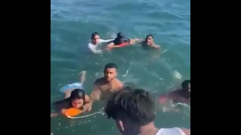 Rescate de turistas en el Majahual