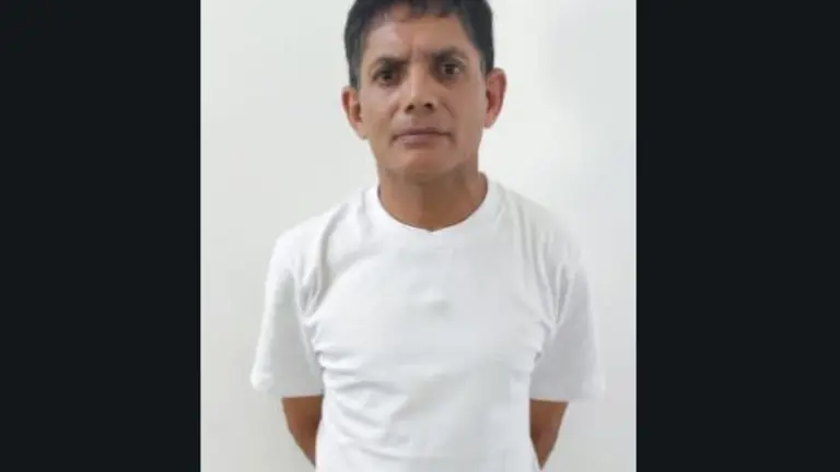 Golpeó a su compañera de vida y su hijastro