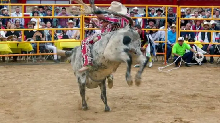 Jaripeo en San Matías