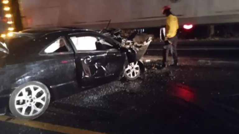 Cinco miembros de una familia