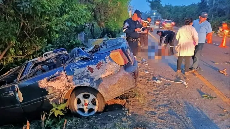 Dos hombres fallecidos y una mujer lesionada