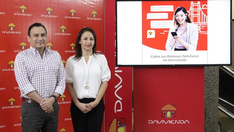 Ingeniero Jaime González, Director de Banca de Personas, durante la conferencia de prensa del Banco Davivienda para informar sobre las promociones por el envío de Remesas Familiares en esta temporada navideña, el 4 de noviembre de 2022, en San Salvador, El Salvador.
Foto Banco Davivienda /Salvador Melendez