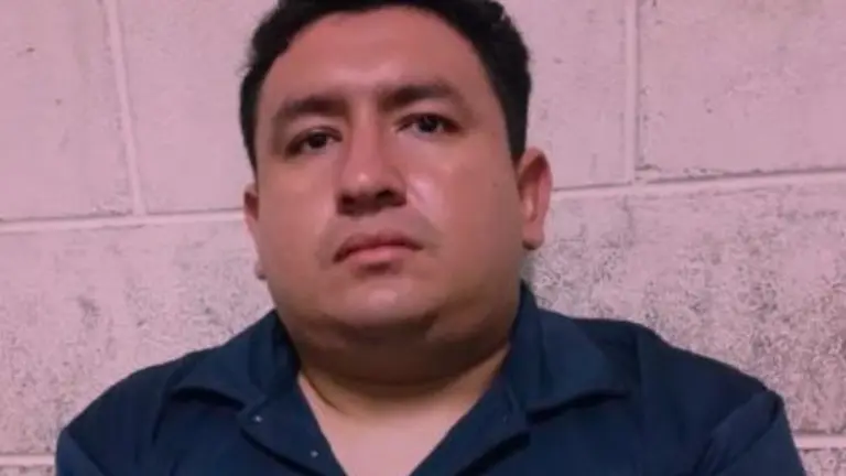 Con más de $25,000