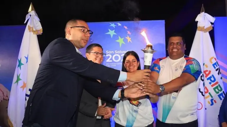 San Salvador 2023 juegos-fuego 