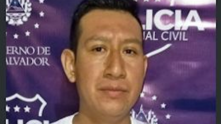 Pastor evangélico Edwin Adalberto Pérez González. Condenado por violación contra una adolescente.