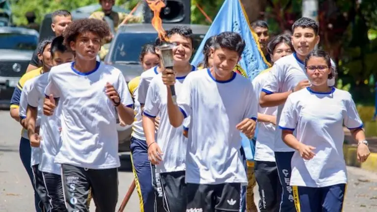 FUEGO JUEGOS  FINALIZA RECORRIDO