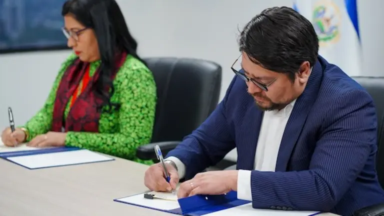 FIRMAN CONVENIO LNB Y TSE