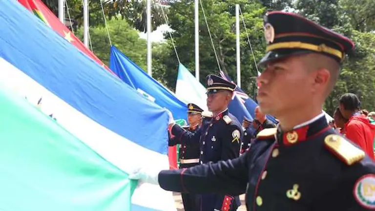 Izamiento-de-Banderas-en-Villa-Centroamericano-San-Salvador-2023-23062023_10