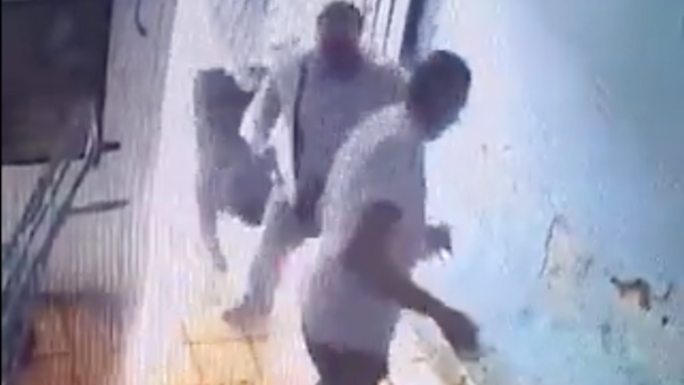 Asalto en venta de hielo hielería Santa Ana