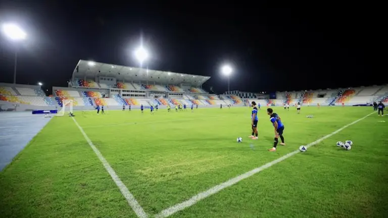 Selecta entrena en el Mágico González