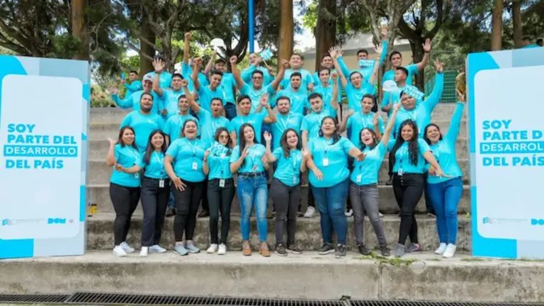 GRADUADOS DOM-1