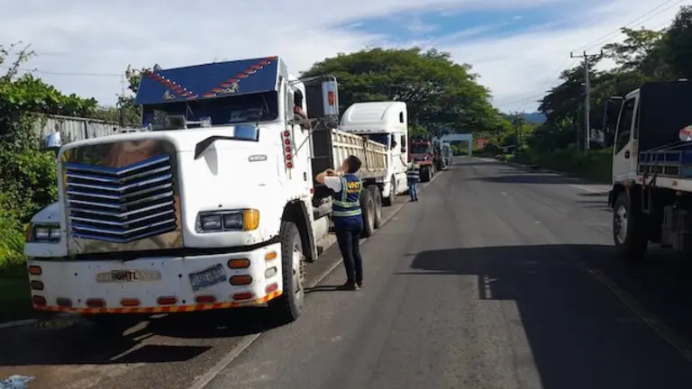 Restricción de vehículos de carga pesada