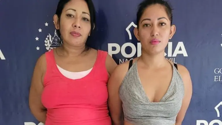 Carmen Esperanza Mejía González y María del Rosario Rodríguez, desórdenes