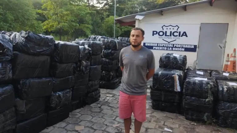 Mario Ernesto Serrano contrabando