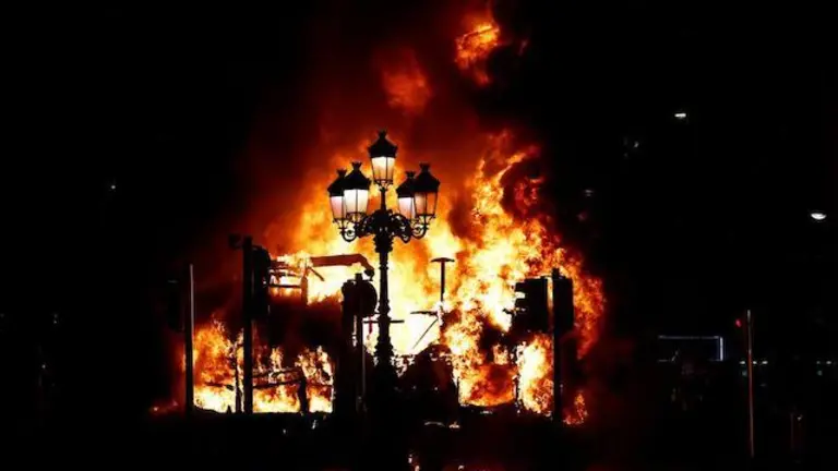 Disturbios Dublín Irlanda