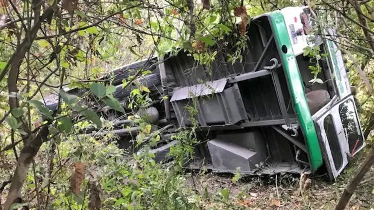Autobús volcado cuatro fallecidos 23-12-2023