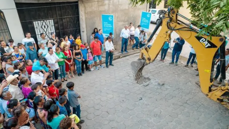 DOM Plan Nacional de Bacheo Concepción de Oriente