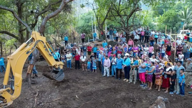 Inician construcción de unidad de salud en Jiquilapa, La Libertad