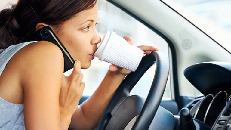 Distracción al volante