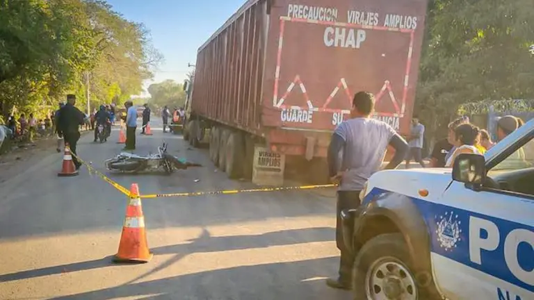 Menor de edad fallecida en choque de moto con parte trasera de remolque 20-02-2024