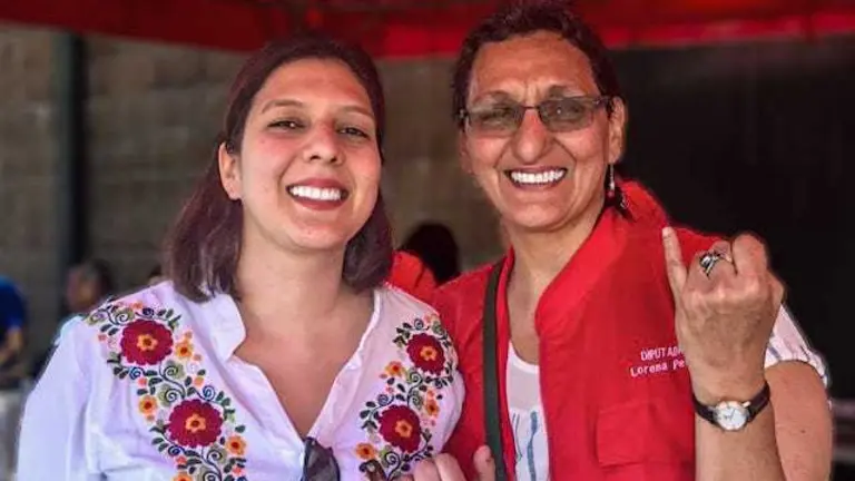 Lorena Peña y Ana Virginia Guardado Peña