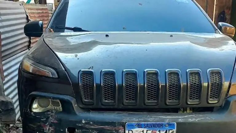 Menor de edad sin licencia huyó de accidente Santa Ana 12-04-2024