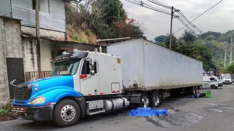 Motociclista atropellado por rastra 20-04-2024