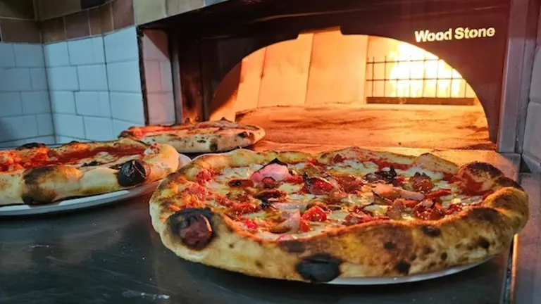 Pizzería La Clásica 2