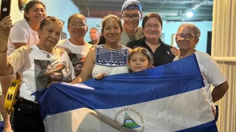 Familia de Sheynnis Palacios Miss Universo 2023 Nicaragua