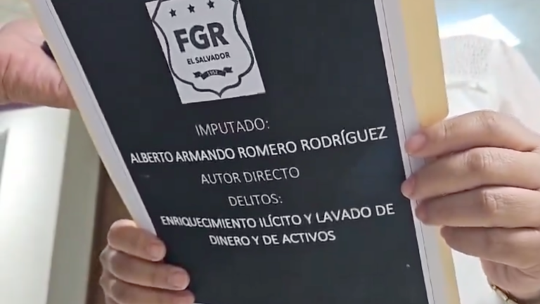 Dictamen de acusación fiscal contra exdiputado Alberto Romero Arena