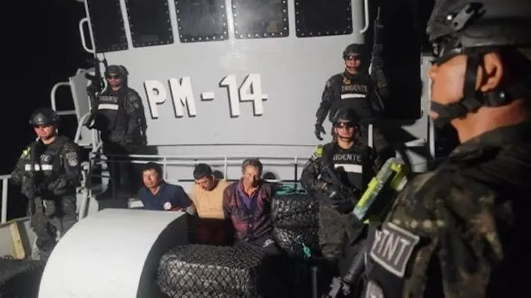 Marina Nacional incautación de cocaína