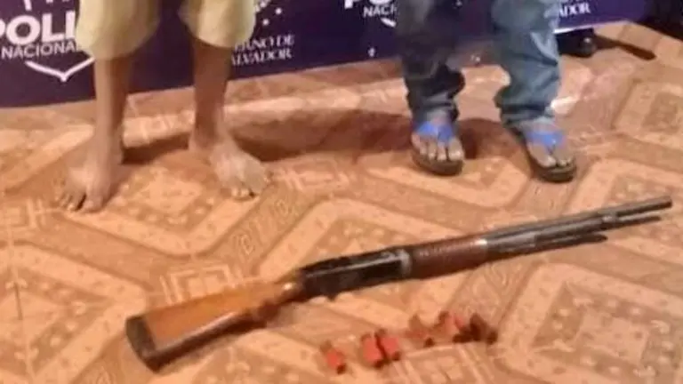 José David Ramírez Sibrián y Adelio Girón Martínez MS-13 escopeta Sonsonate