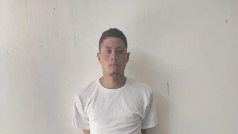 Daniel Alexander Contreras Alvarenga, 19 años de edad, simulación de delito llamadas al 911 emergencias falsas