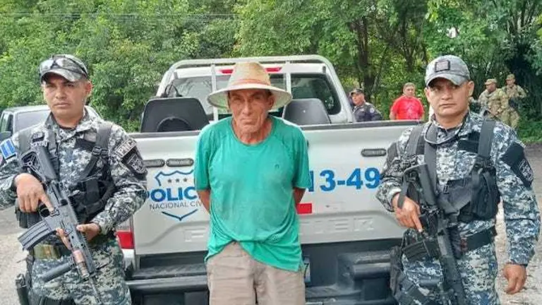 Manuel Rafael Ávalos homicidio mujer 52 años