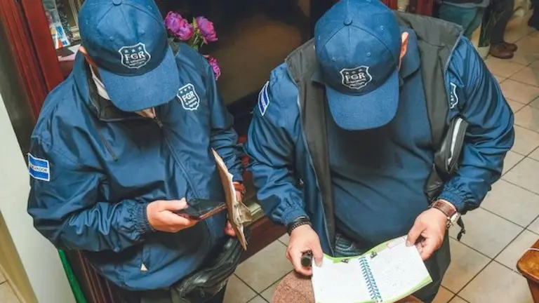 Banda estafadores maletas