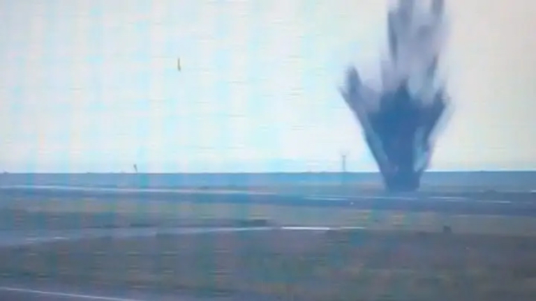Bomba aeropuerto Japón copia