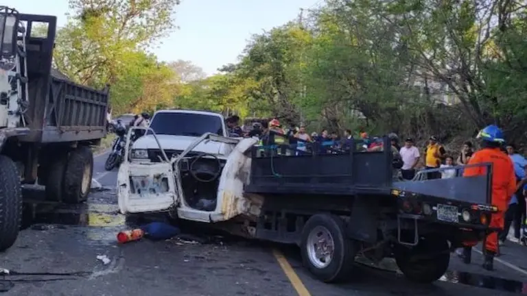 Accidente Ruta de la Paz 03-04-2025