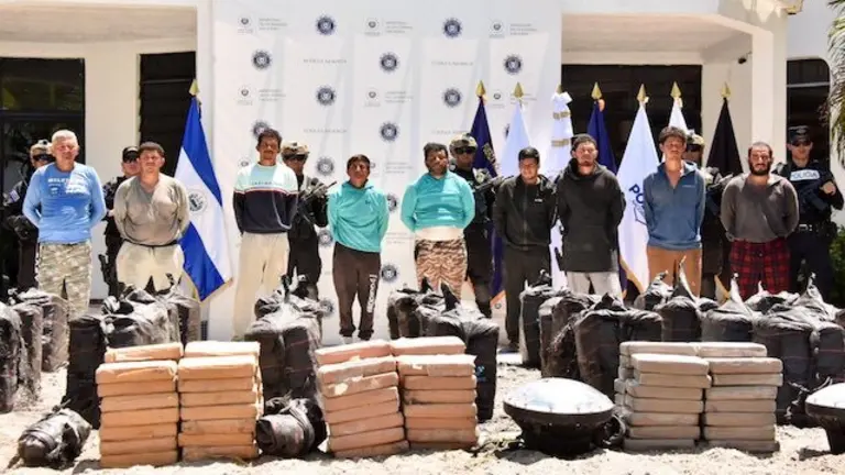 Detenidos embarcación droga guatemaltecos y ecuatorianos