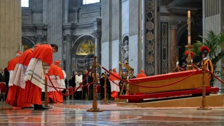 Papa Francisco Basílica de San Pedro