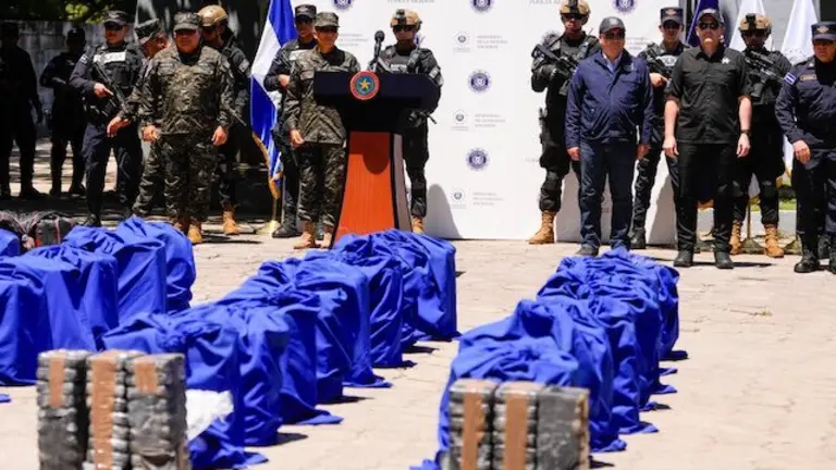 Cocaína 1.7 toneladas decomisadas el 9 de septiembre de 2025