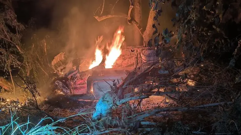 Vehículo incendiado Nuevo Concepción, Chalatenango, 22-09-2025