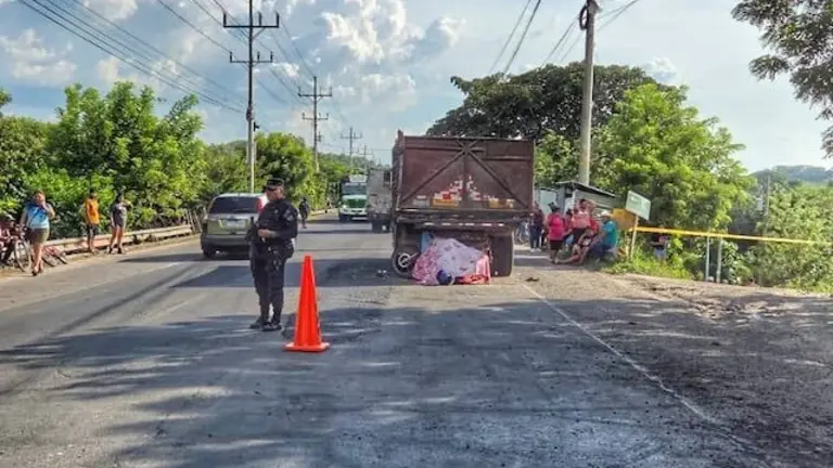Motociclista de 14 años de edad fallecido en Suchitoto 25-09-2025