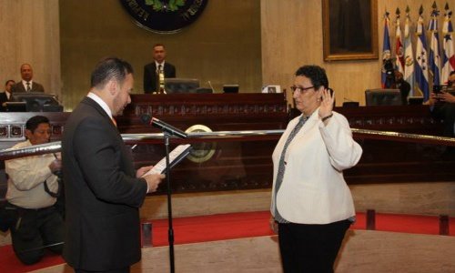 Juramentación Lorena Peña