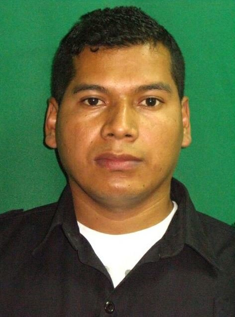 policia asesinado No. 42