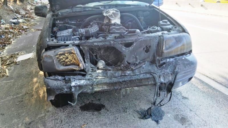 carro incendiado