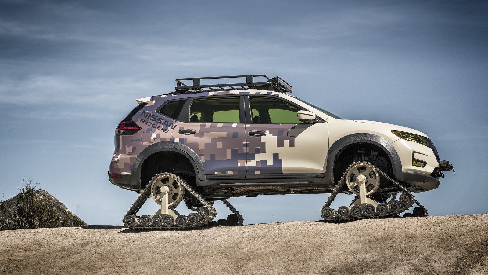 nissan-rogue-trail-warrior_hd_100641