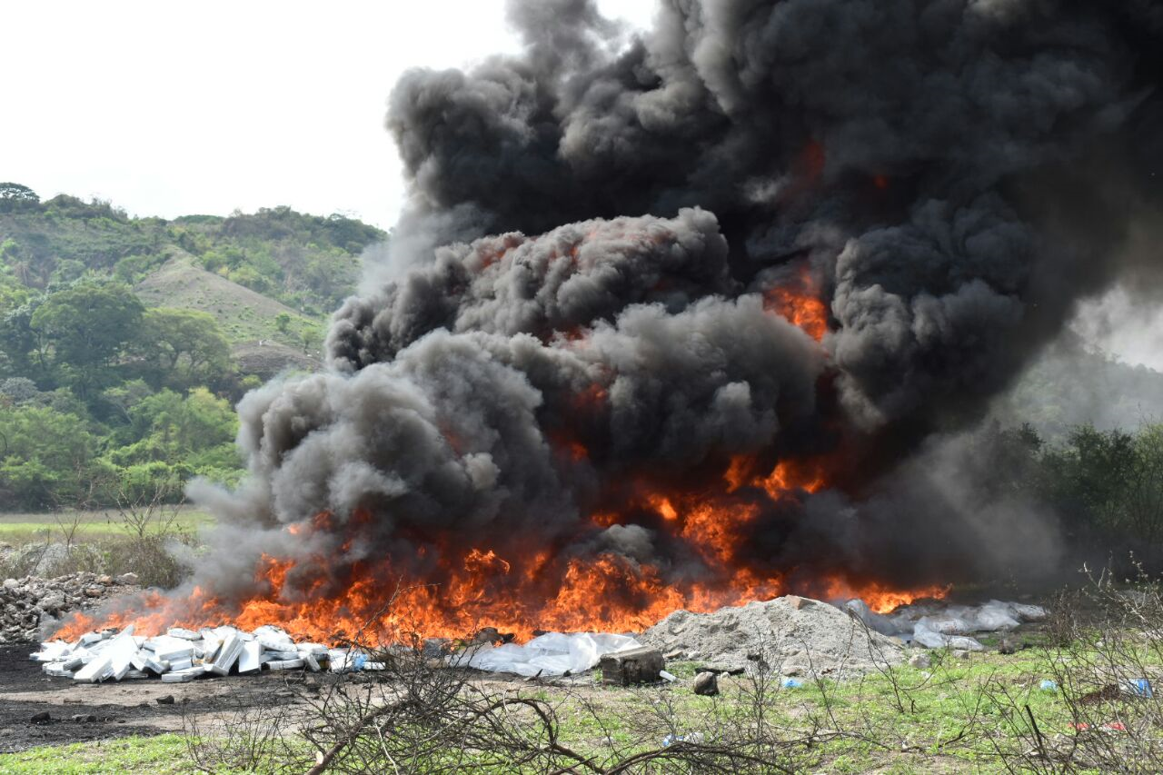 destrucción de drogas2.jpg