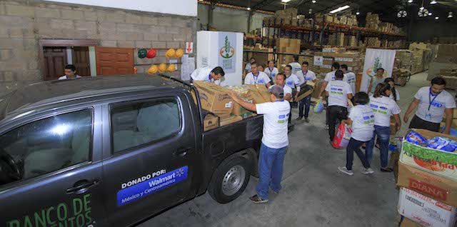 Walmart escuela Mejicanos 2