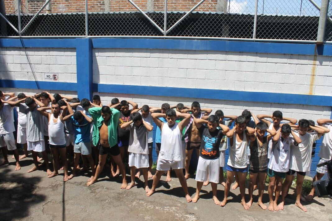 Pandilleros detenidos en Sonsonate