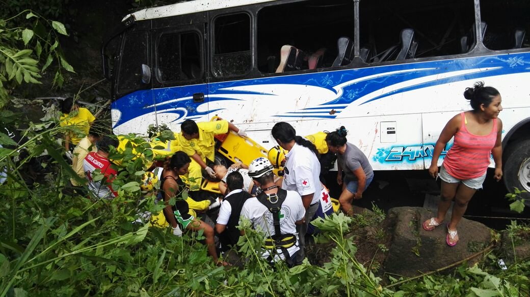 Accidente de bus en Olocuilta